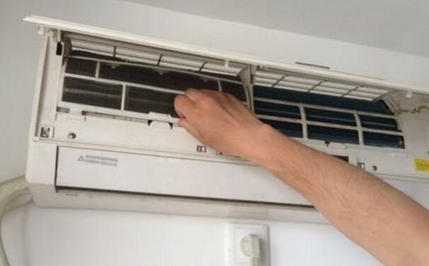 空調過濾網拆下來的方法 空調過濾網清洗步驟