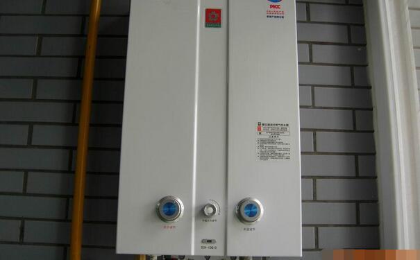 燃气热水器常见问题及维修方法，热水在冬天或平时不够热